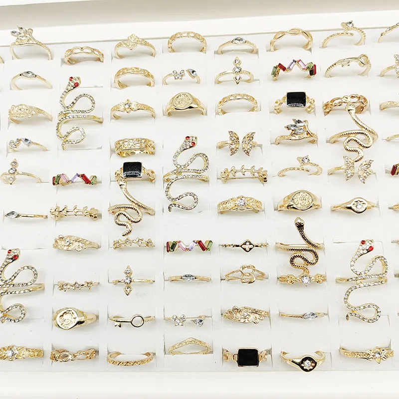30pcs-Lot-Wholesale-New-Mix-Style-Big-Snake-Finger-Rings-For-Women-Black-Enamel-Cutout-Butterfly-3.webp